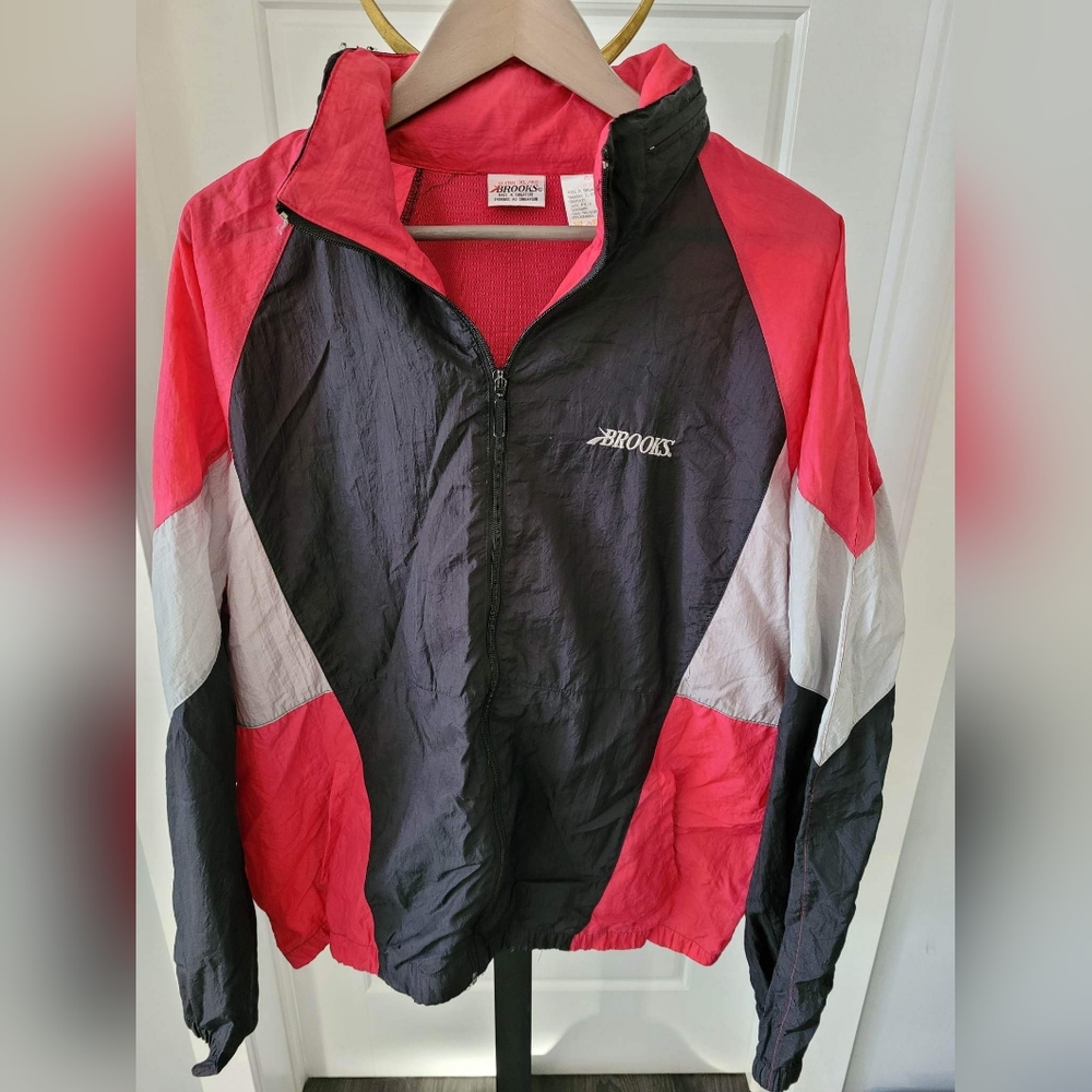 Vintage Nylon Brooks Windbreaker Jacket XL / 46. Lightweight Full Zip GUC